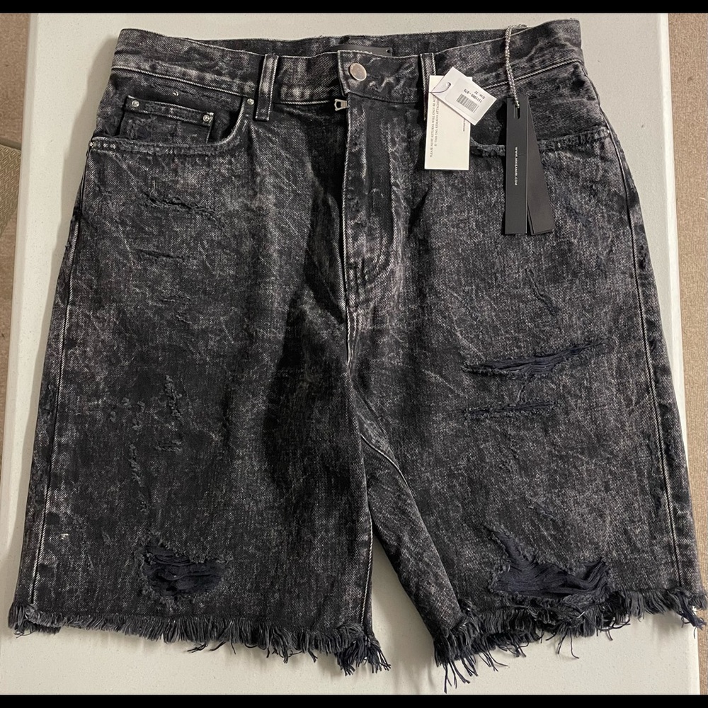 Amiri shorts